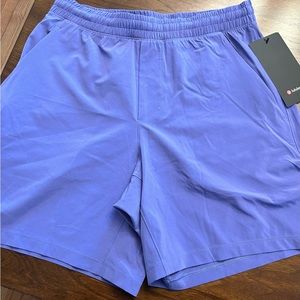 Men’s Lululemon shorts. Brand new. Size medium. 7 inch.